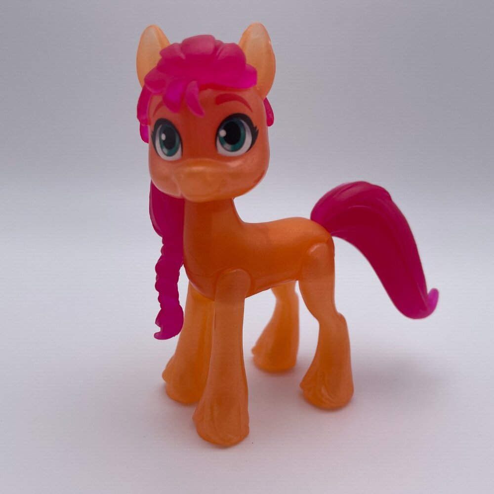 My Little Pony (MLP) Sunny Starscout Crystal Adventure 2021 G5 (SKU: 425TO)